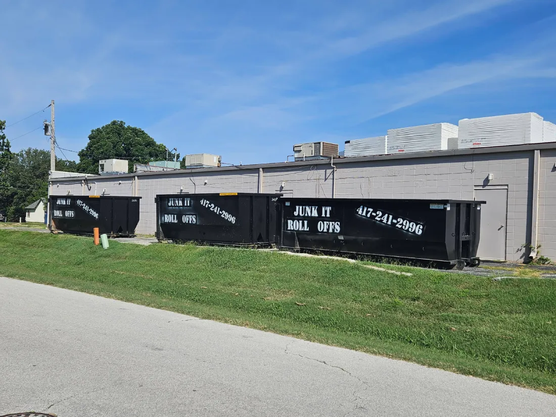 Top 5 Signs Your Business Needs a Roll-Off Dumpster